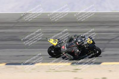 media/May-10-2025-Race Pace (Sat) [[db32fef2da]]/Vested/3-Bowl Set 1 (9am)/